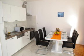 Apartment Jakov